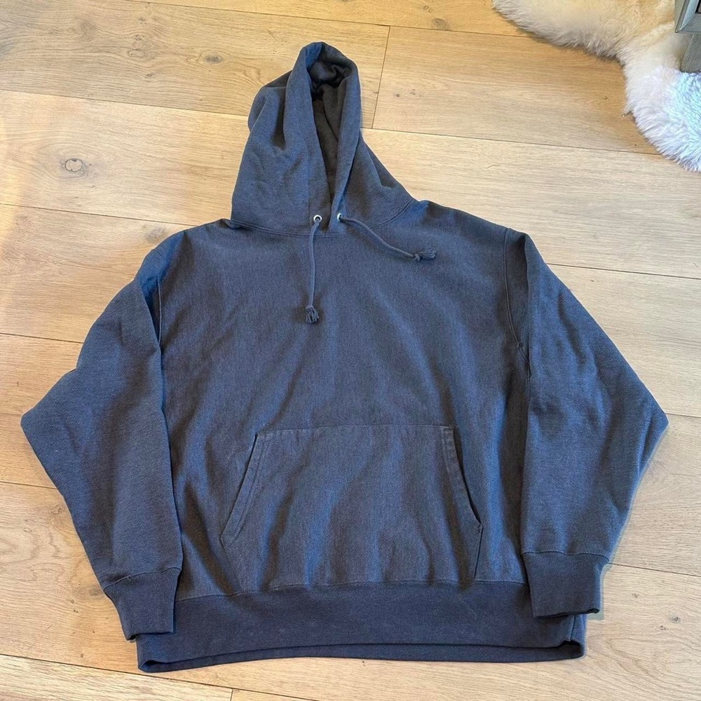 XXL Champion Sweatshirt 
Good condition!!